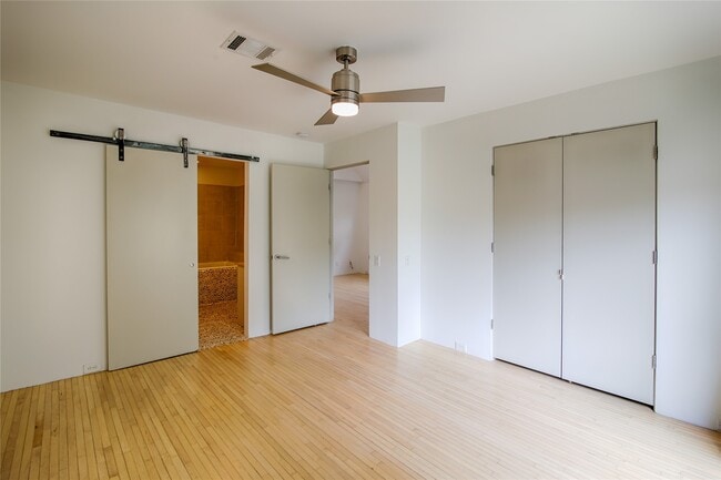 Building Photo - 730 Tulane St