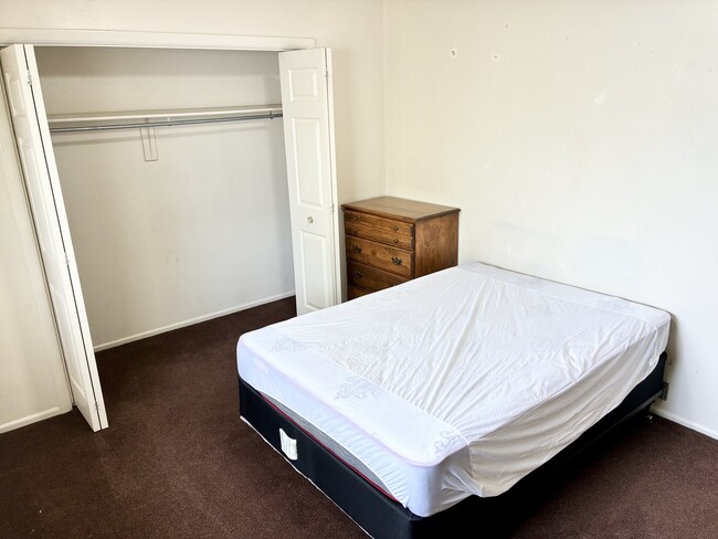 Building Photo - 1850 N 840 W