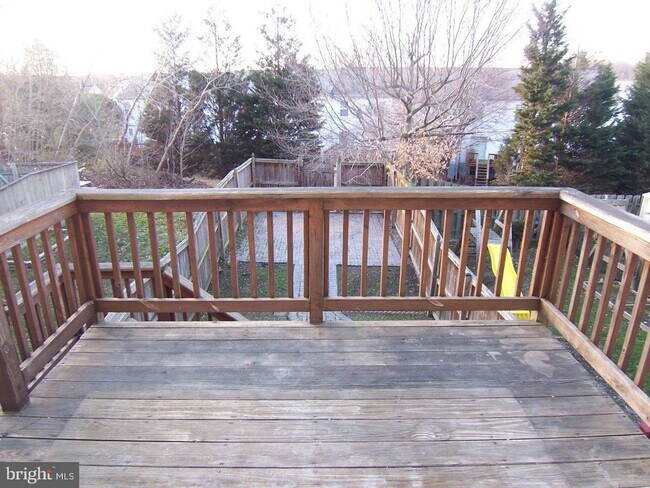 Building Photo - 1336 Foxglove Square