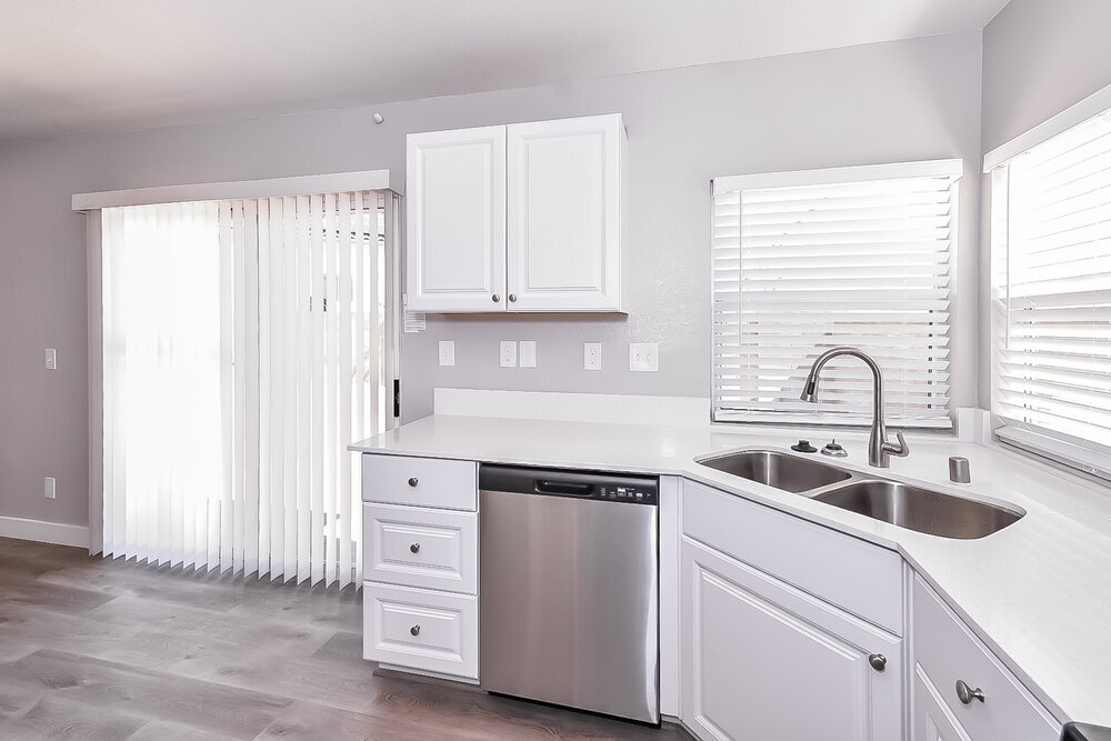 Building Photo - 7640 W Delhi Ave