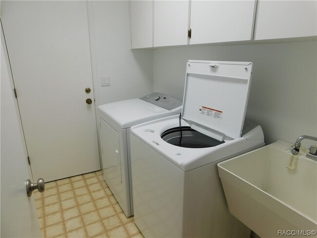 Building Photo - 62 N Pizarro Point