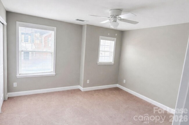 Building Photo - 116 Morning Mist Ln