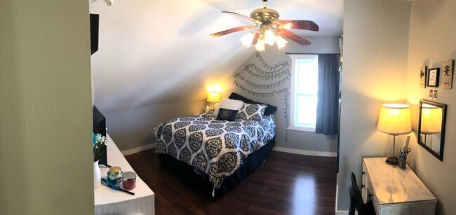 Building Photo - 524 19th St Nw