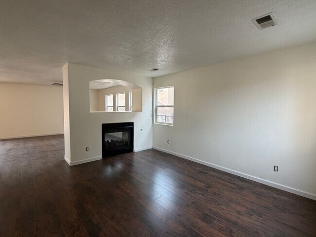 Building Photo - Chicoma Way 1832 NW
