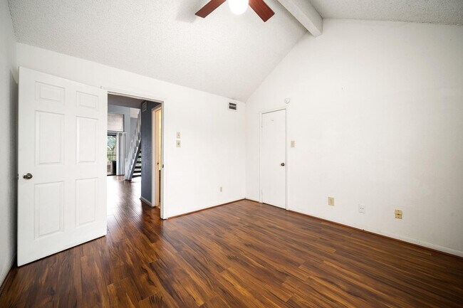 Building Photo - 8359 Sands Point Dr