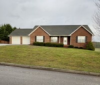 Building Photo - 2540 Covington Cir