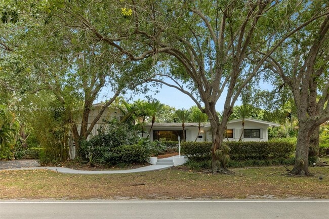 Building Photo - 7920 SW 132nd St