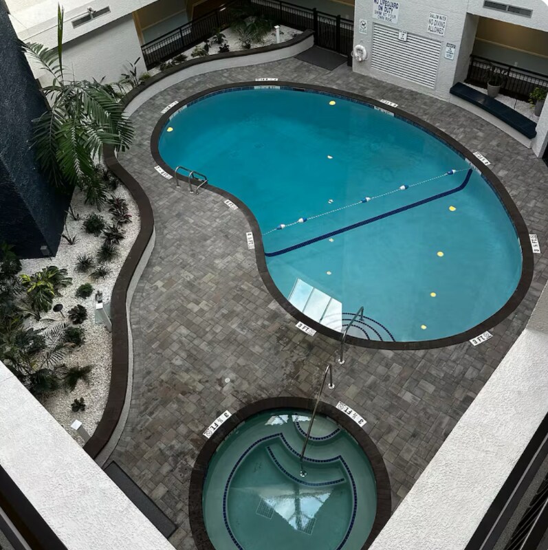 Building Photo - 10 Lemoyne Ave