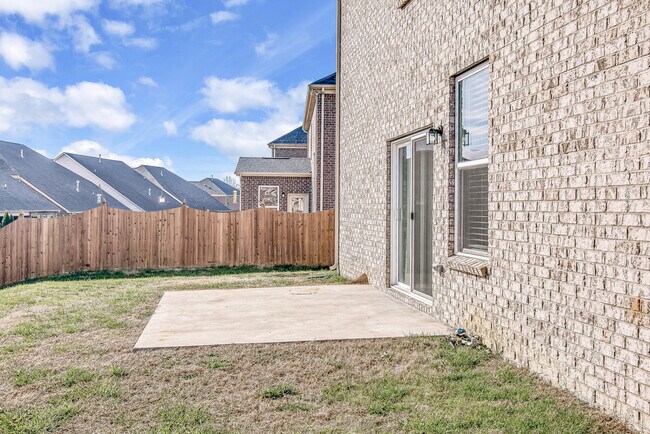 Building Photo - 5035 Napoli Dr