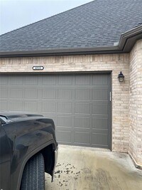 Building Photo - 4518 Enclave Dr