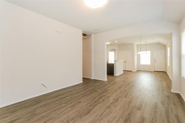 Building Photo - 25242 Sanitas Valley Dr