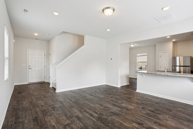 Building Photo - 2018 Sercy Dr