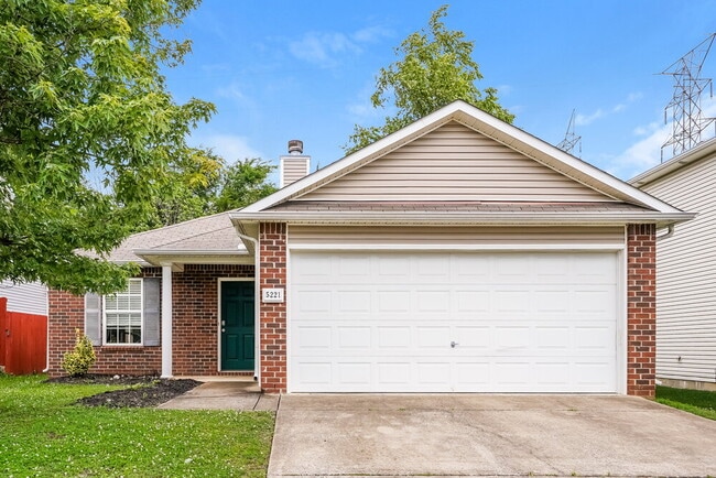 Building Photo - 5221 Sunsail Dr