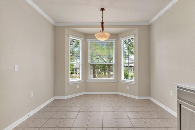 Building Photo - 409 Rio Grande Loop