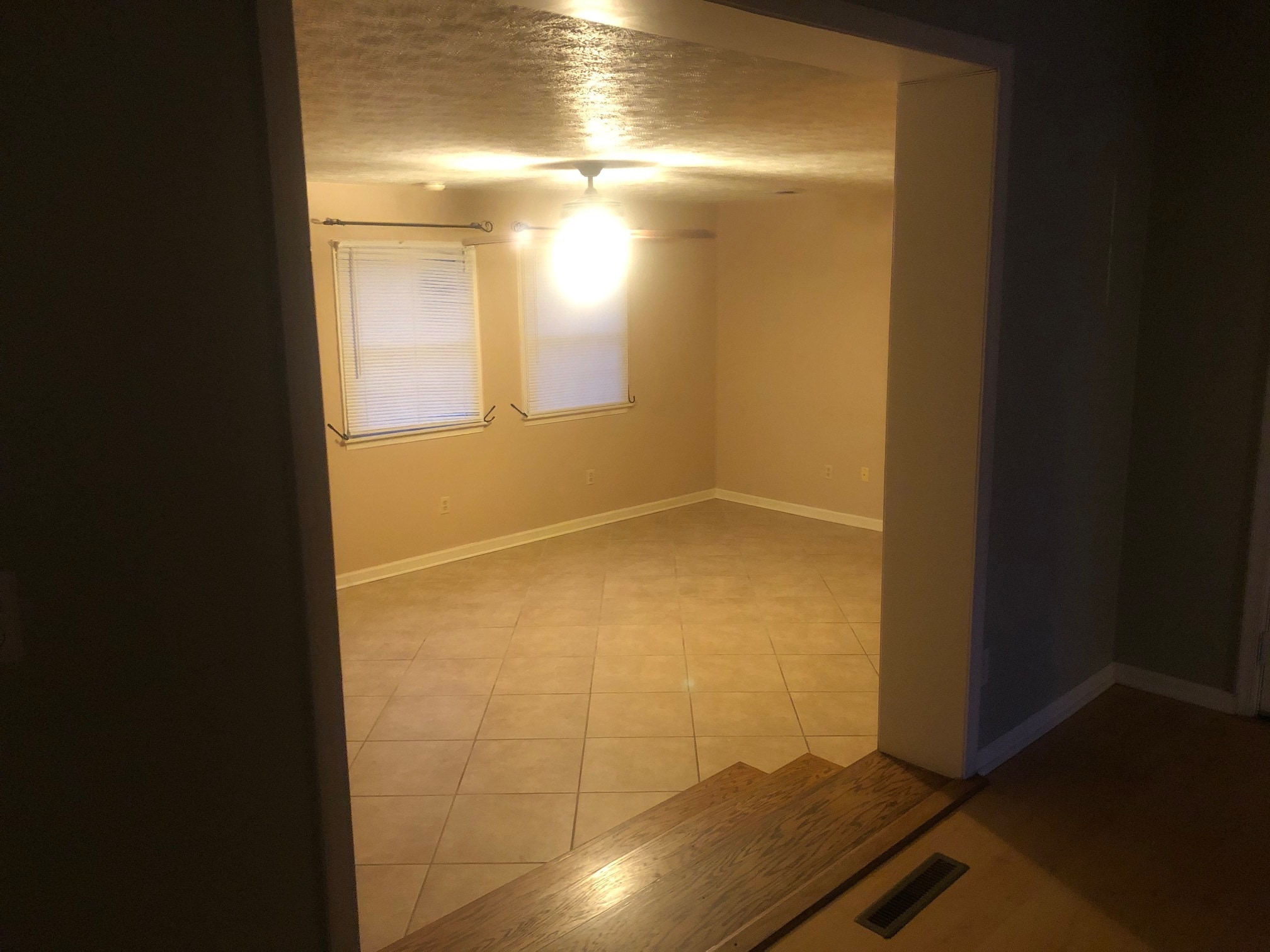 Building Photo - 105 bailey road