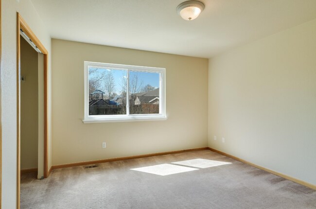 Building Photo - Central 3-Bedroom Ranch Home with Attached Garage