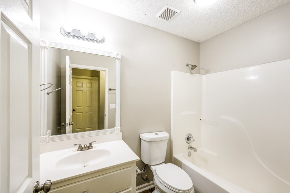 Building Photo - 8028 Rockhampton Cir