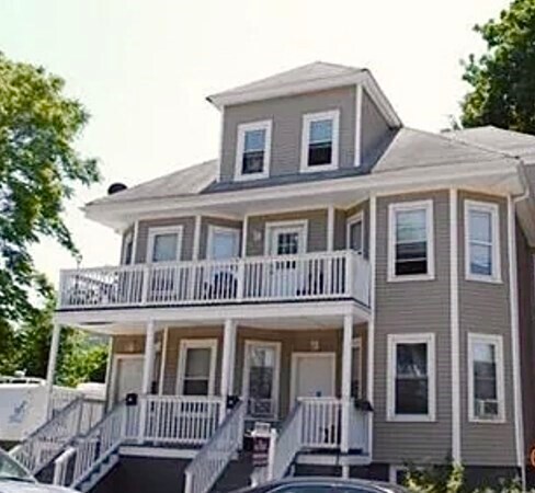 Building Photo - 16 Wilcock St