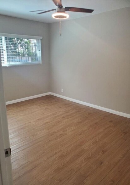 Building Photo - 1411 N Sierra Bonita Ave