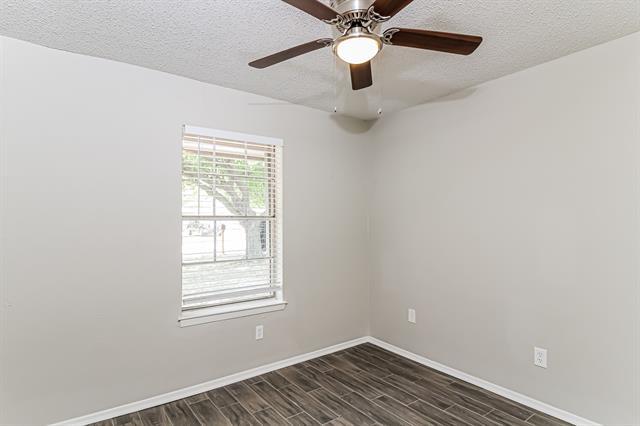 Building Photo - 3025 Montclair Pl