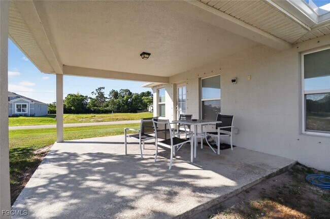 Building Photo - 4301 NW 36th Pl