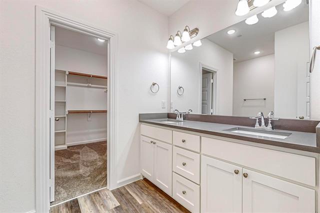 Building Photo - 356 Buck Ridge Dr