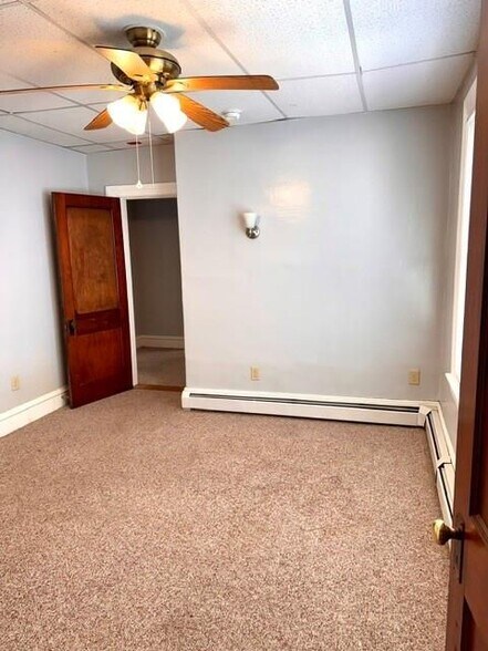 Building Photo - 15 Church St