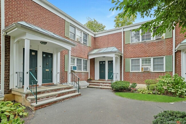 Primary Photo - 580 Bedford Rd