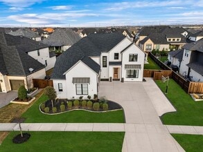 Building Photo - 6190 Manderlay Dr