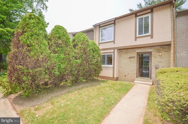 Building Photo - 19404 Transhire Rd