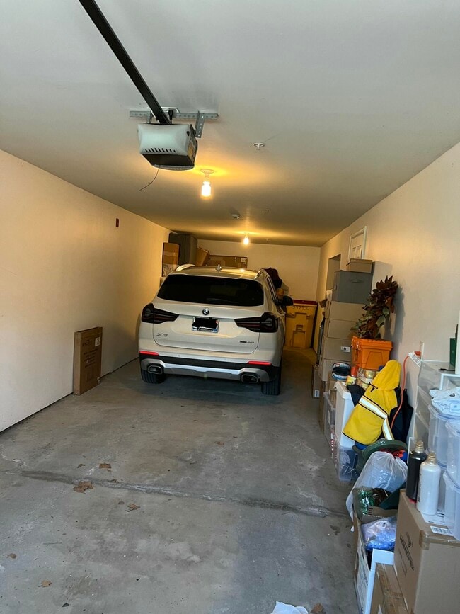 Building Photo - 39792 Rockcrest Cir