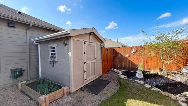 Building Photo - 14816 Rocky Face Ln