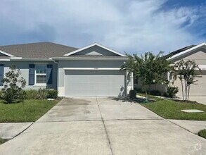 Building Photo - 3 bedroom, 2 bath villa in Land O' Lakes!