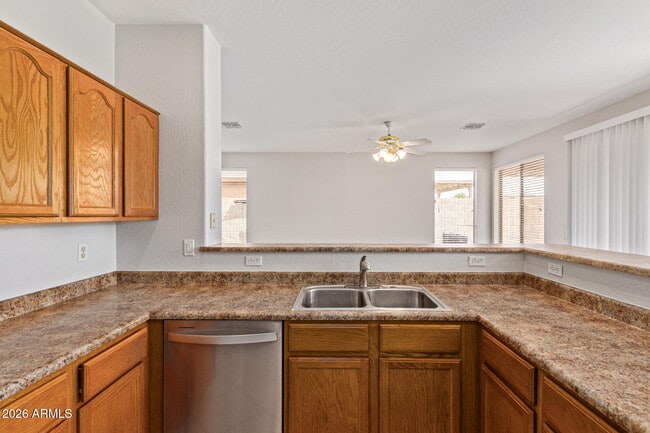 Building Photo - 6211 W Wickieup Ln