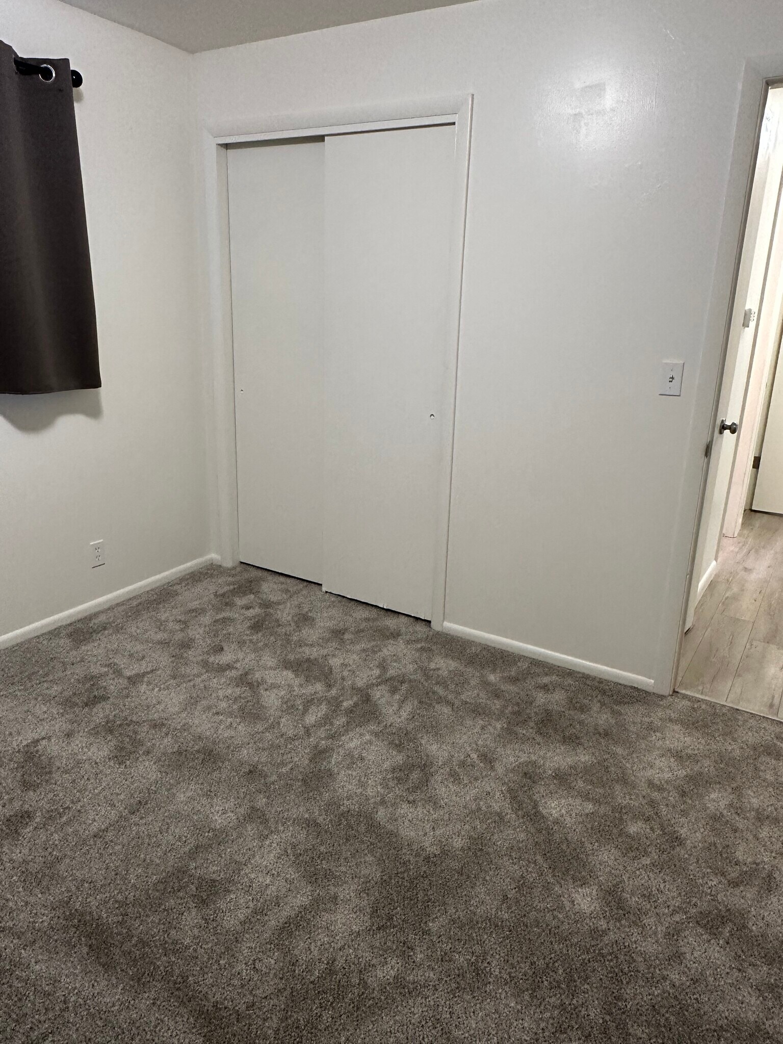 Front Bedroom - 3751 S Redmaple Rd