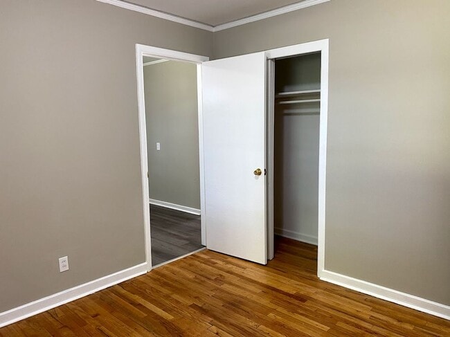 Building Photo - Handsome 3-bedroom just for you !