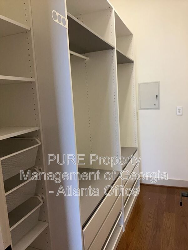 Building Photo - 89 Mangum St SW