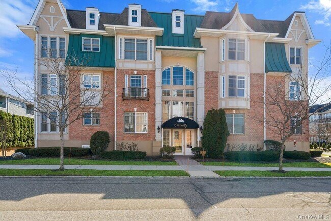 Building Photo - 336 Trotting Ln