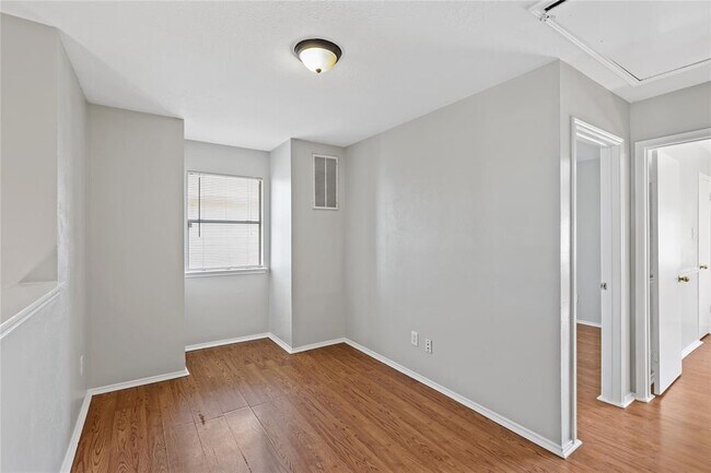 Building Photo - 2019 Ruffian Ln