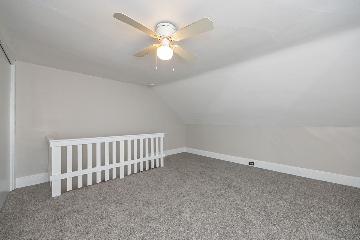 Building Photo - 225 Jefferson Ave