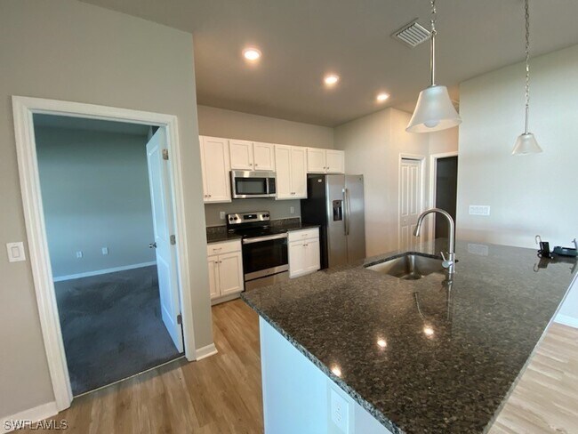 Building Photo - 1627 NW 9th St