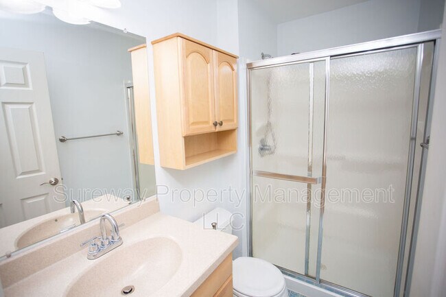 Building Photo - 1145 Golden Pond Ct