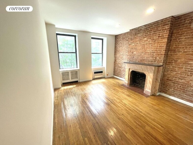 Primary Photo - 1674 3rd Ave