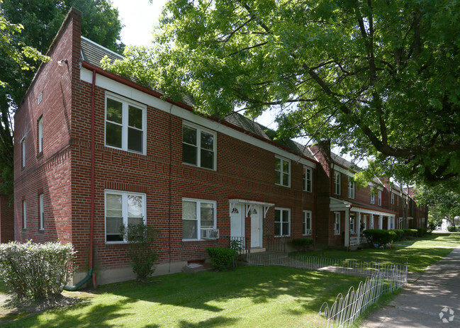 Building Photo - Lafayette Gardens