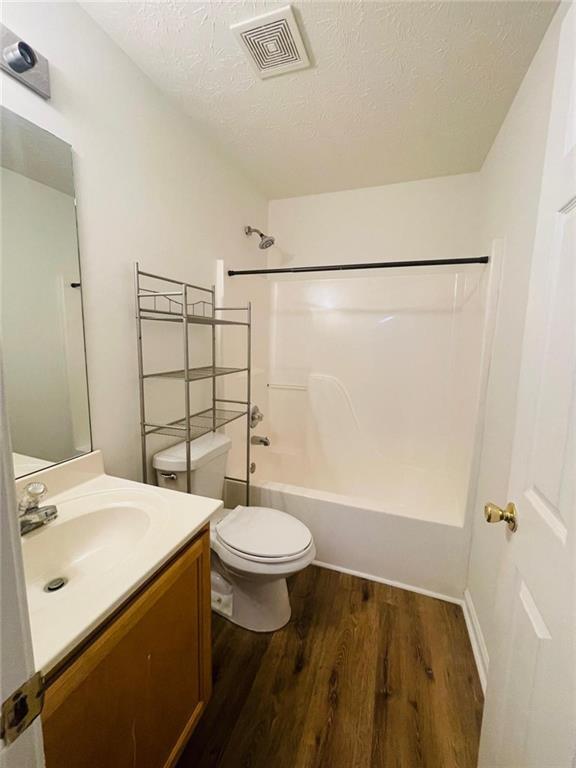 Building Photo - 3709 Hutchinson Trace Dr