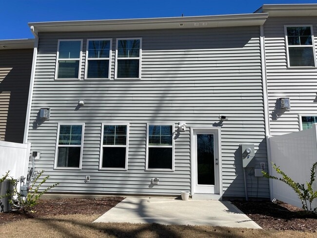 Building Photo - 189 Tumbling Rock Wy