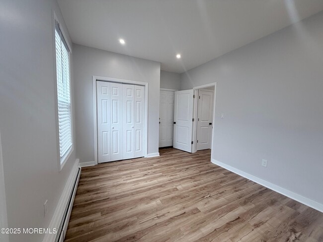 Building Photo - 40 Westervelt Pl