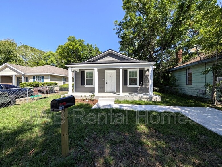 Primary Photo - 1481 Mitchell St