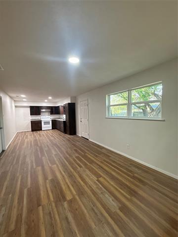 Building Photo - 10121 Muskogee Dr