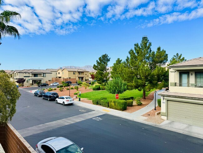 Building Photo - Gated Community Home in Centennial Hills!